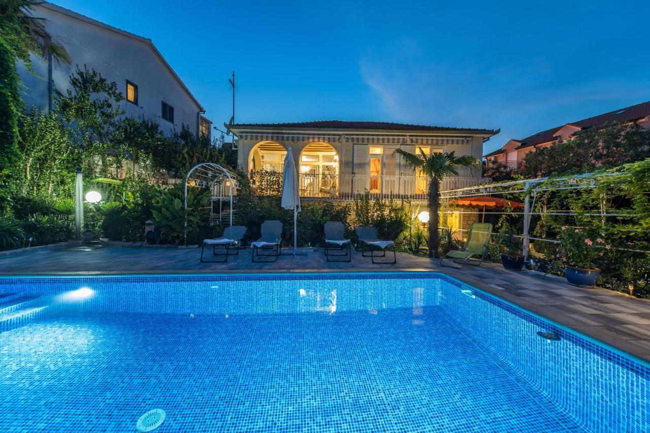 Villa Emilia Vodice Buitenkant foto