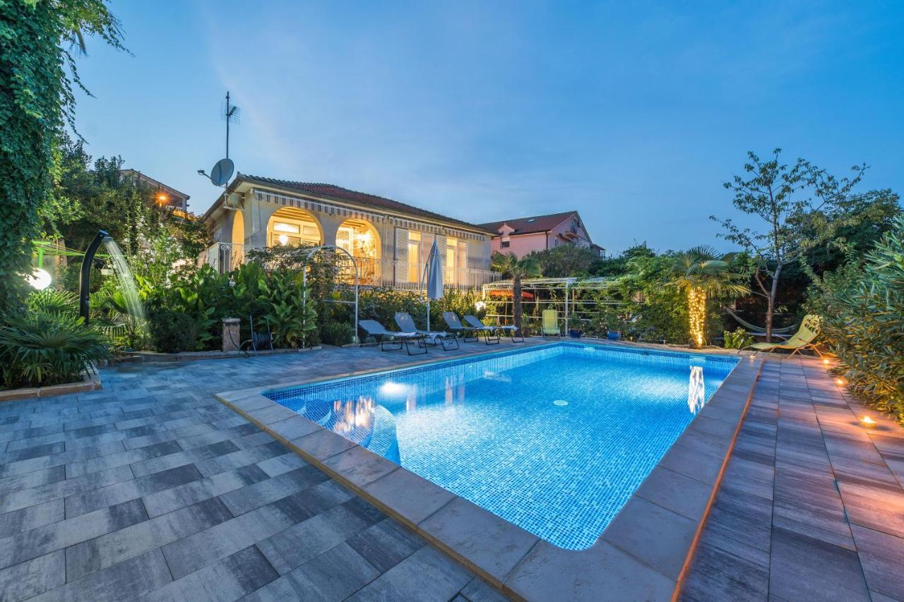 Villa Emilia Vodice Buitenkant foto