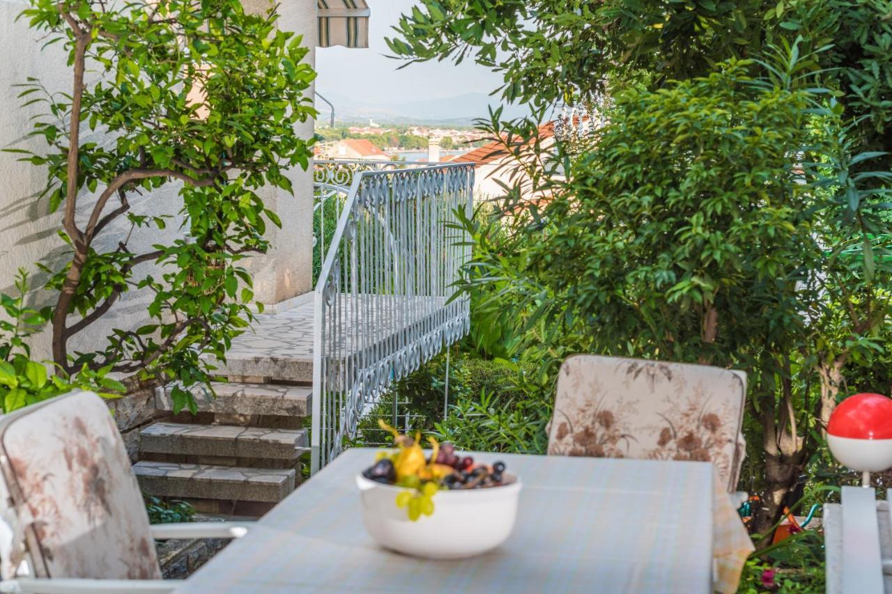 Villa Emilia Vodice Buitenkant foto